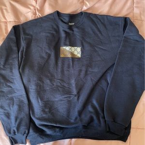 Customized crewneck